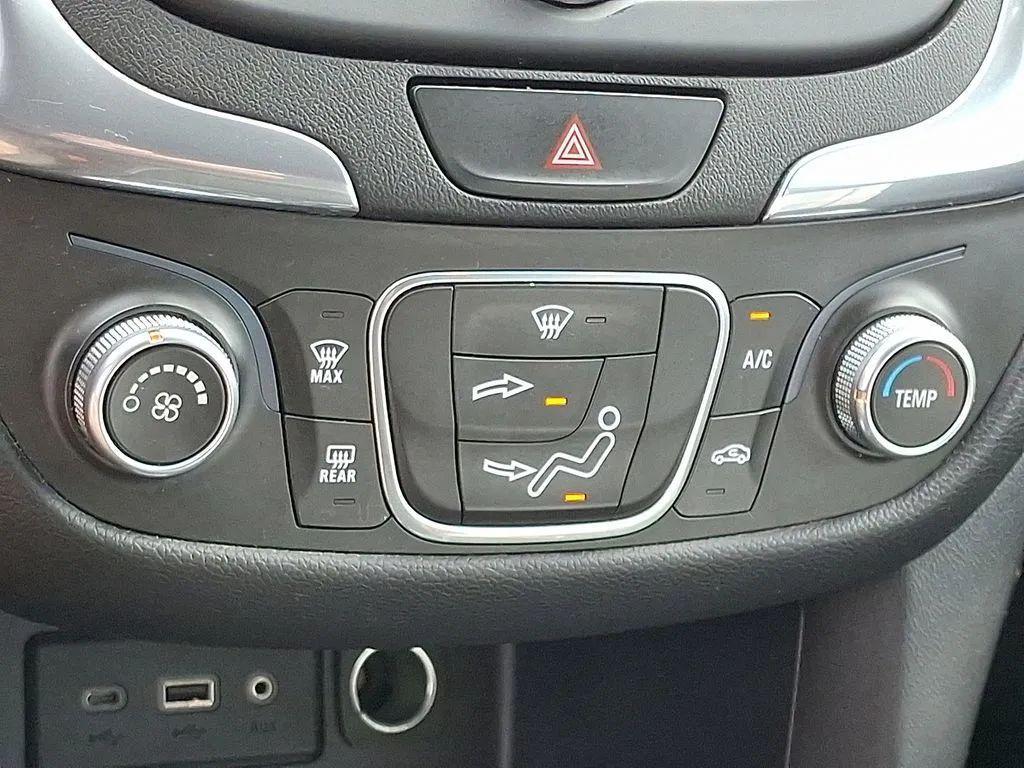 used 2020 Chevrolet Equinox car, priced at $9,998