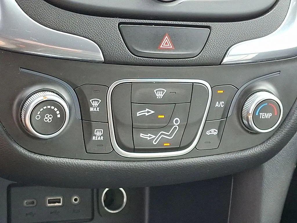 used 2020 Chevrolet Equinox car, priced at $12,998