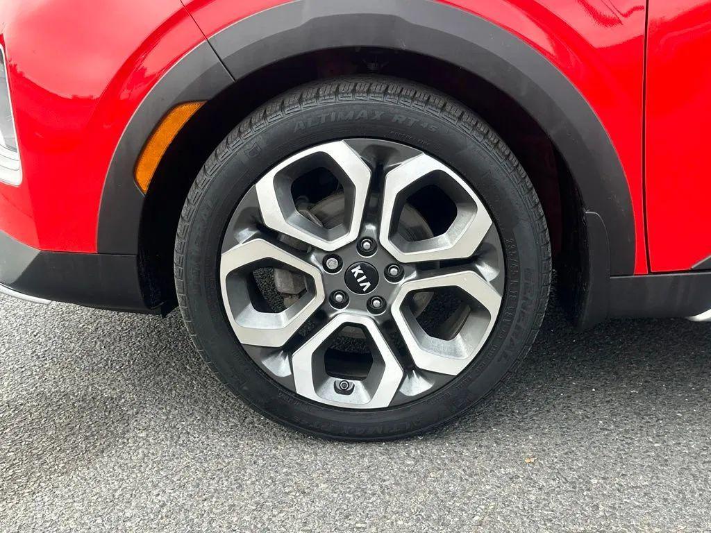 used 2021 Kia Soul car, priced at $8,592