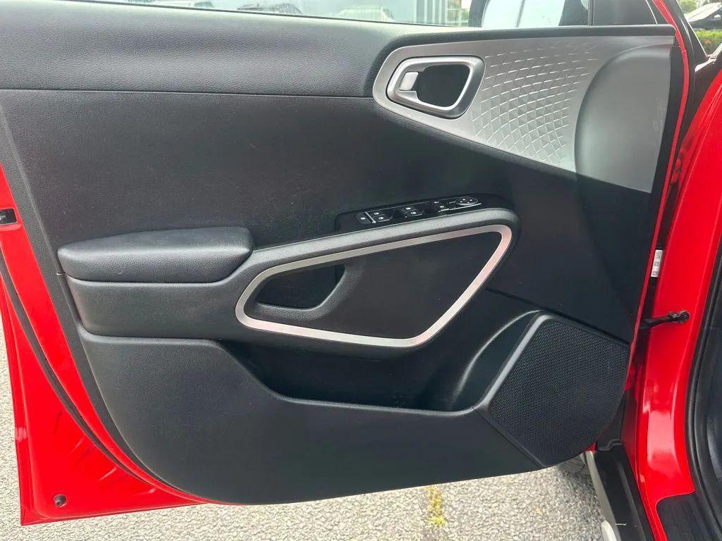 used 2021 Kia Soul car, priced at $8,592