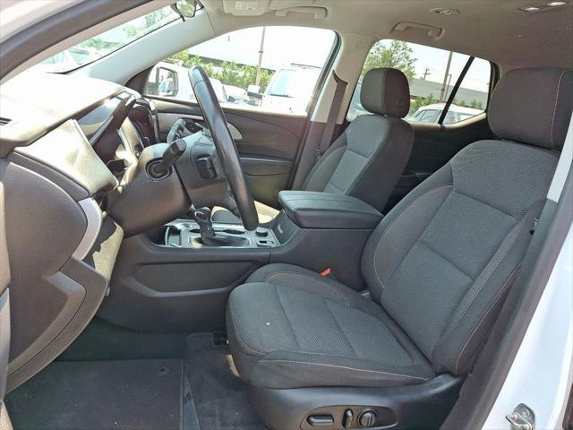 used 2021 Chevrolet Traverse car, priced at $15,489
