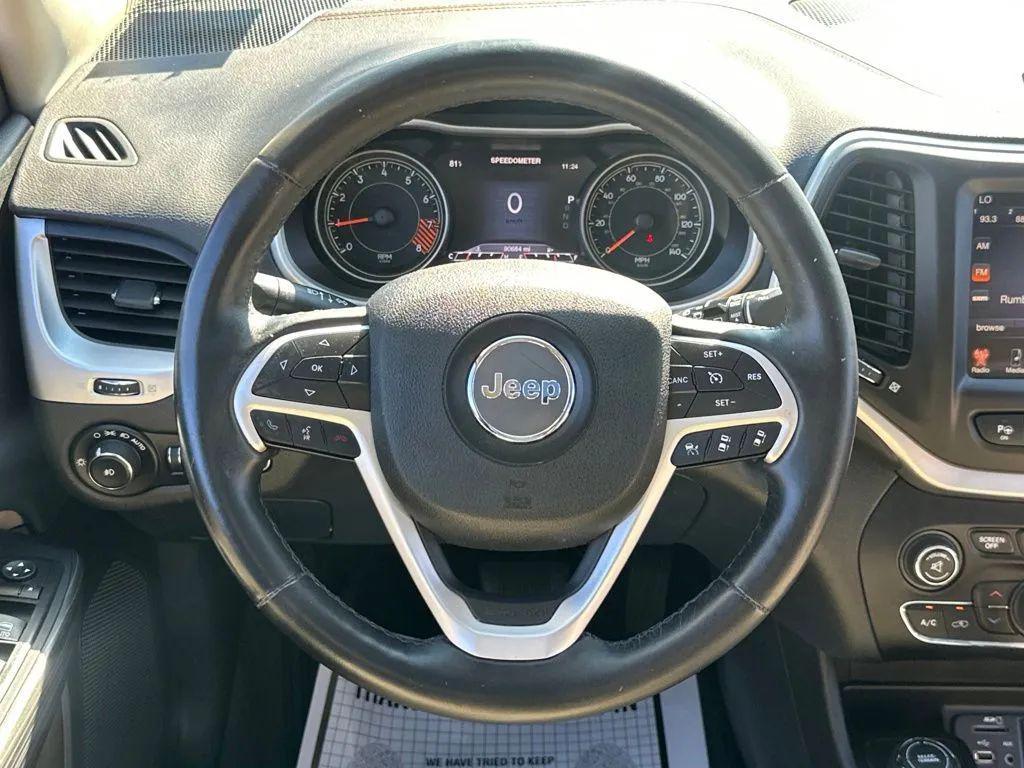 used 2015 Jeep Cherokee car, priced at $9,317