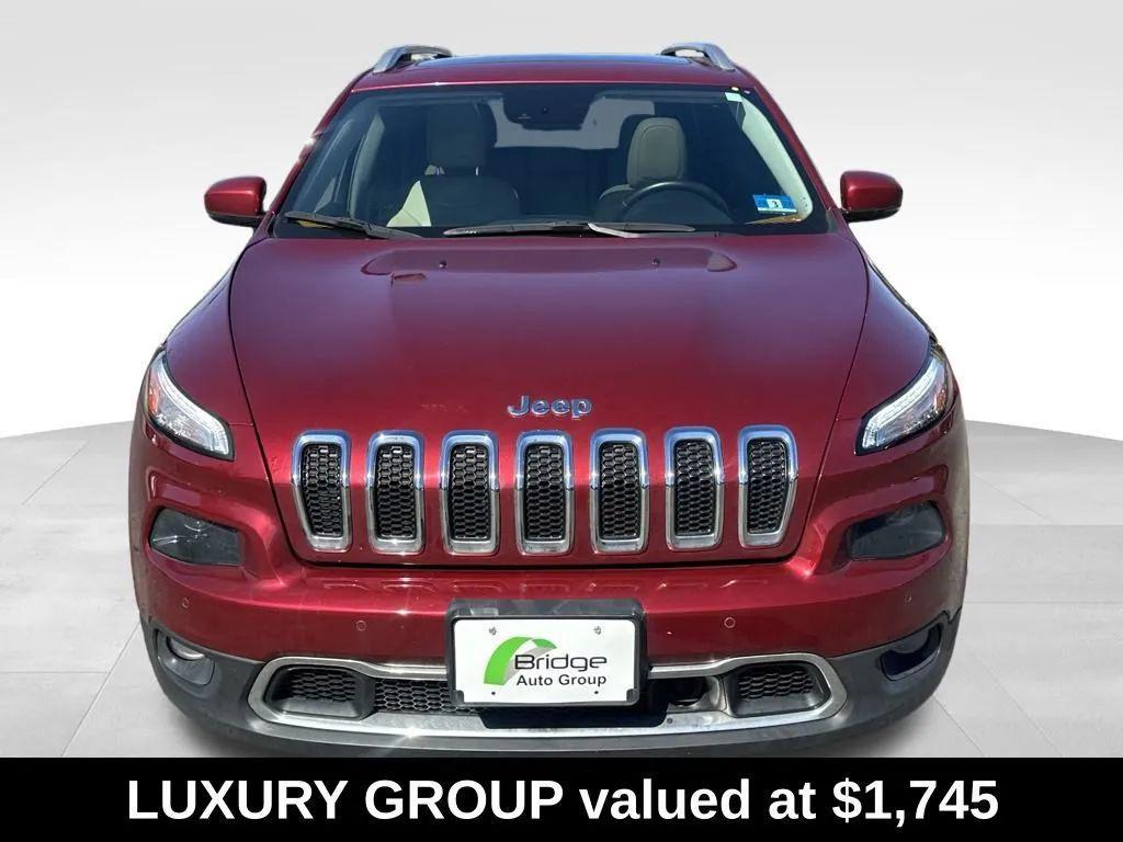 used 2015 Jeep Cherokee car, priced at $9,317