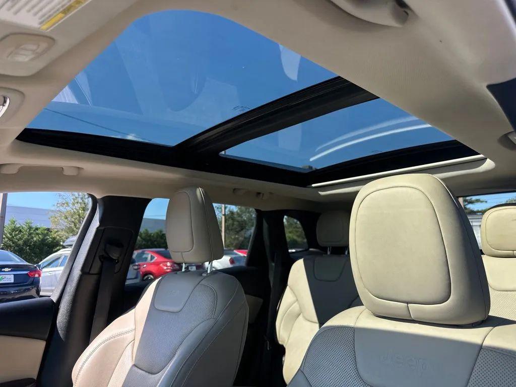 used 2015 Jeep Cherokee car, priced at $9,317