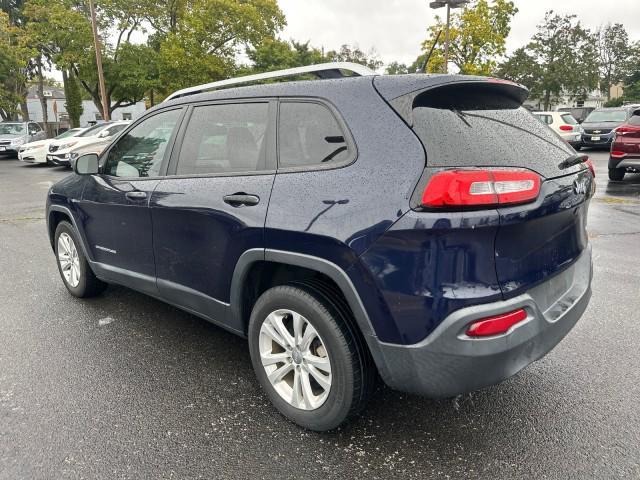 used 2015 Jeep Cherokee car, priced at $10,571