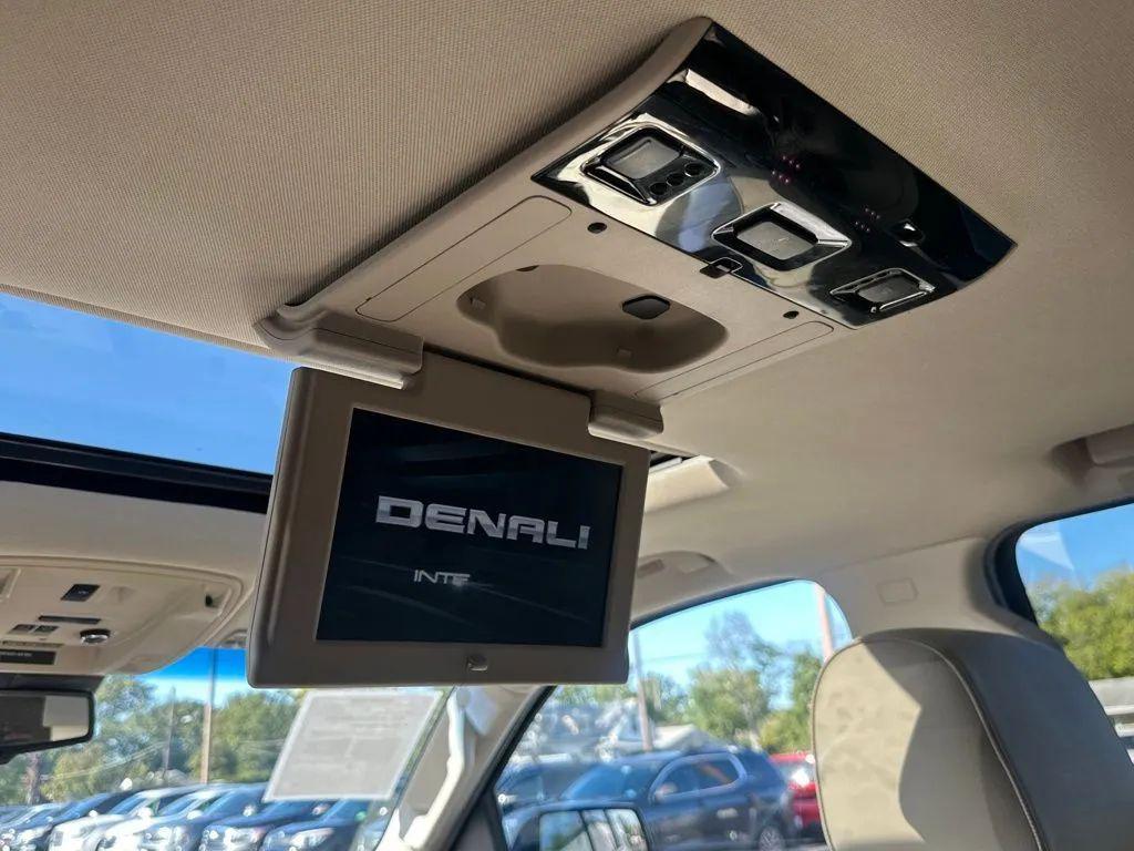 used 2019 GMC Yukon car, priced at $20,579