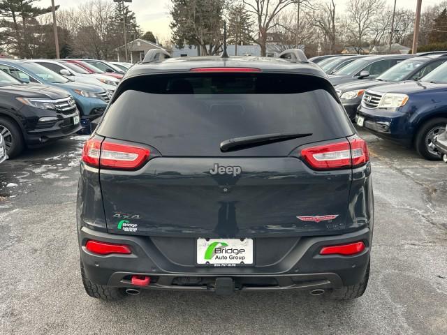 used 2016 Jeep Cherokee car, priced at $11,960