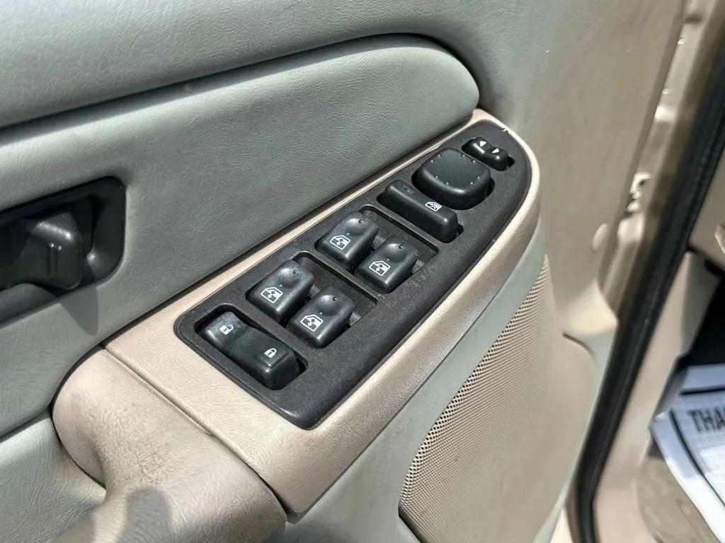 used 2006 Chevrolet Silverado 1500 car, priced at $8,560