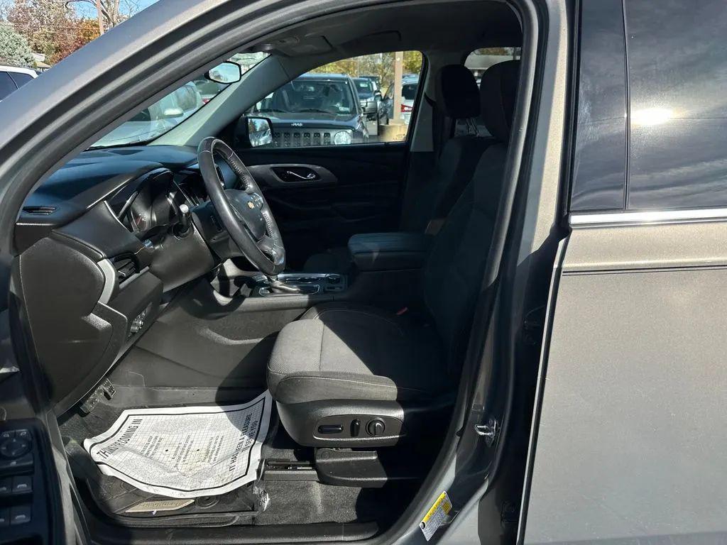 used 2019 Chevrolet Traverse car, priced at $12,442