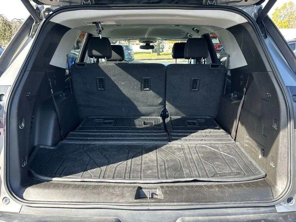 used 2019 Chevrolet Traverse car, priced at $12,442