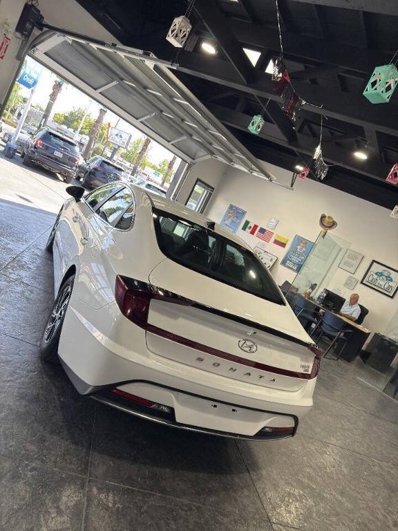 used 2021 Hyundai Sonata Hybrid car, priced at $21,999