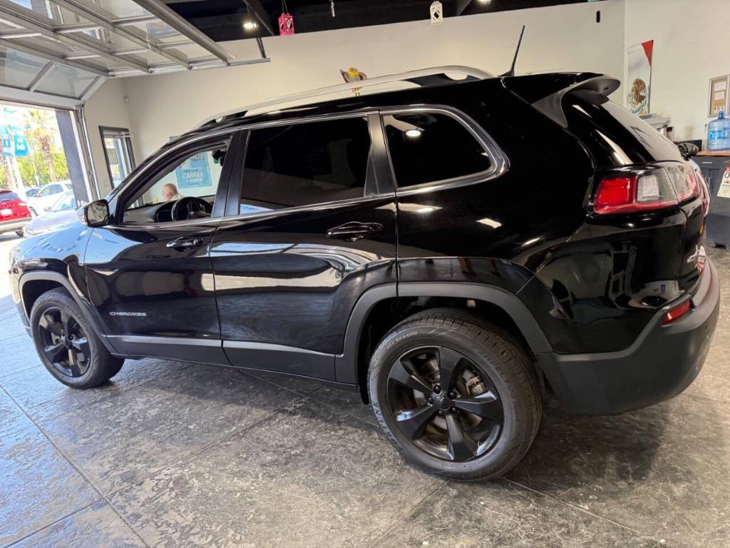 used 2019 Jeep Cherokee car, priced at $15,999