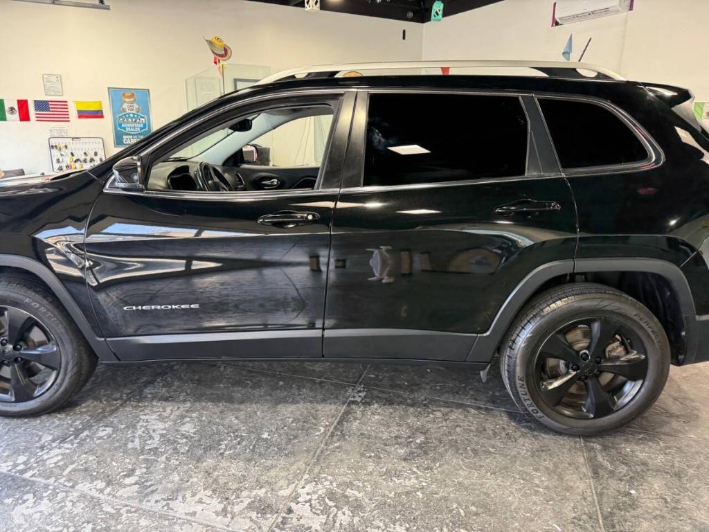 used 2019 Jeep Cherokee car, priced at $15,999