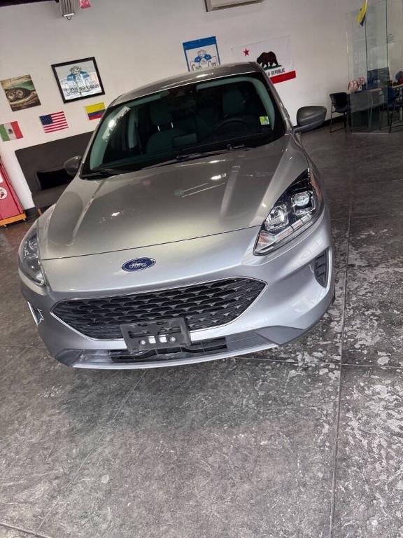 used 2022 Ford Escape car, priced at $21,997