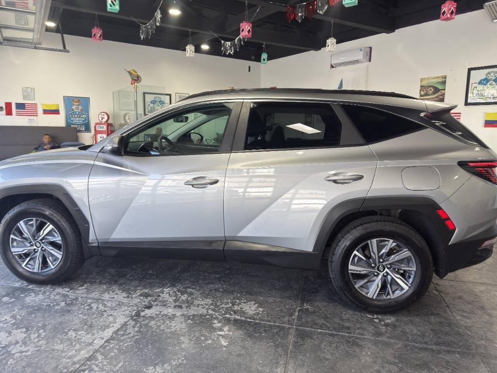 used 2023 Hyundai TUCSON Hybrid car, priced at $21,999