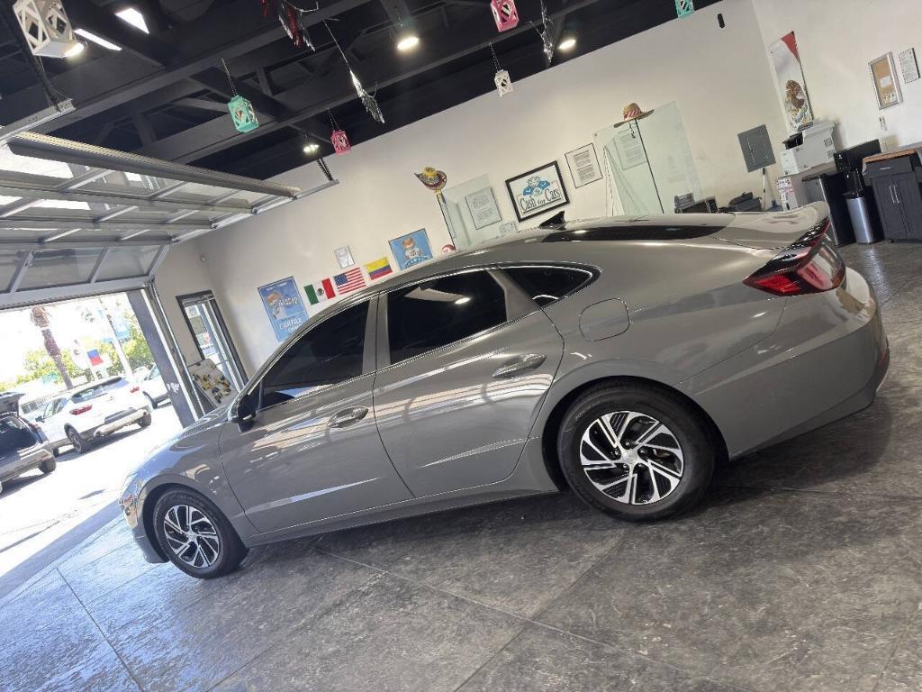 used 2021 Hyundai Sonata Hybrid car, priced at $18,999