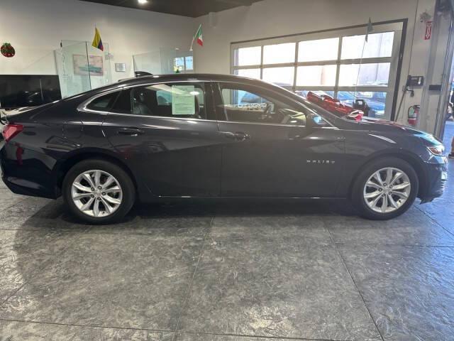 used 2022 Chevrolet Malibu car, priced at $18,995