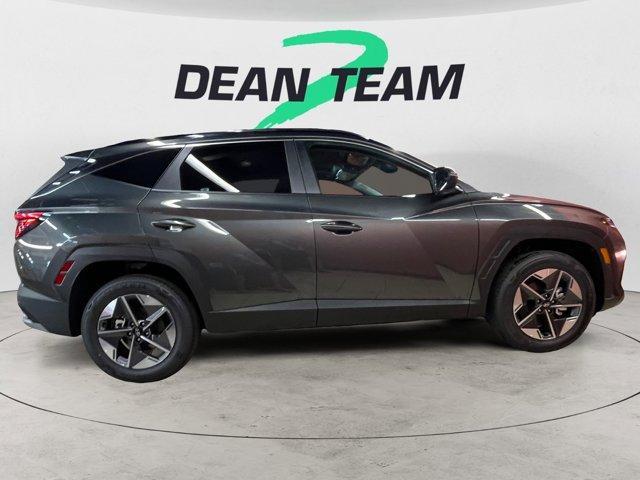 new 2025 Hyundai TUCSON Hybrid car, priced at $37,998