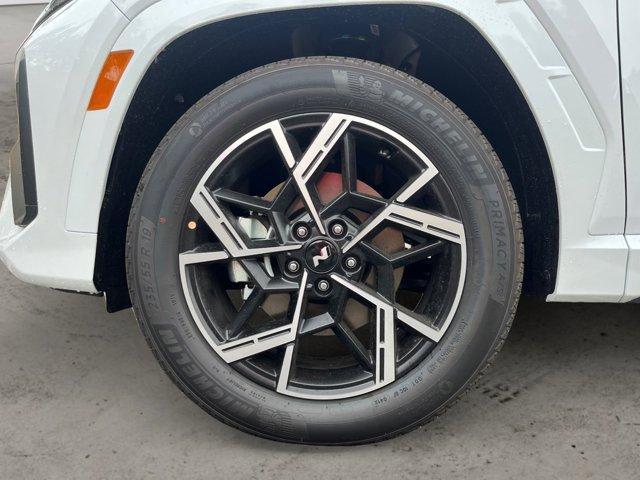 new 2025 Hyundai TUCSON Hybrid car, priced at $40,091