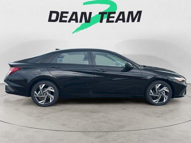 new 2025 Hyundai ELANTRA HEV car, priced at $28,821
