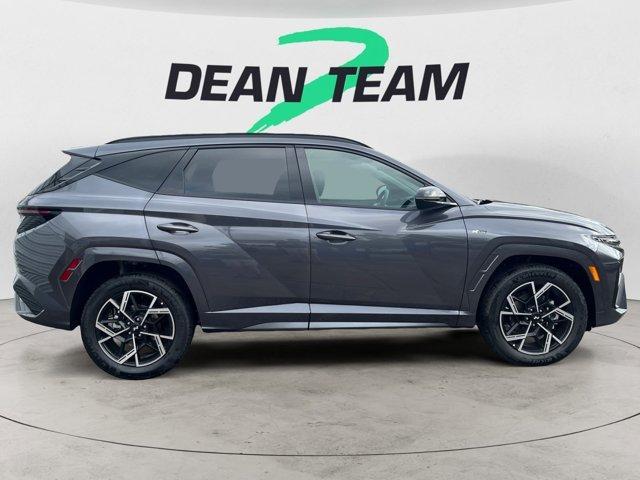 new 2025 Hyundai TUCSON Hybrid car, priced at $39,628