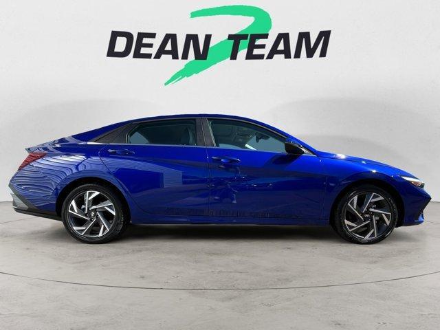 new 2025 Hyundai Elantra car, priced at $27,662