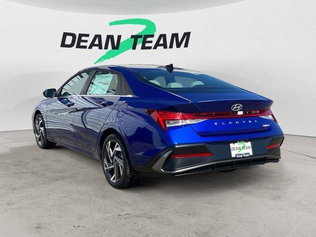 new 2025 Hyundai Elantra car, priced at $27,662