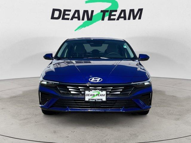 new 2025 Hyundai Elantra car, priced at $27,662