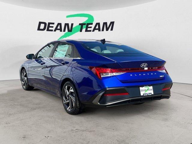 new 2025 Hyundai Elantra car, priced at $27,662
