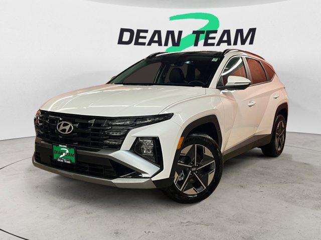 new 2025 Hyundai TUCSON Hybrid car, priced at $39,006