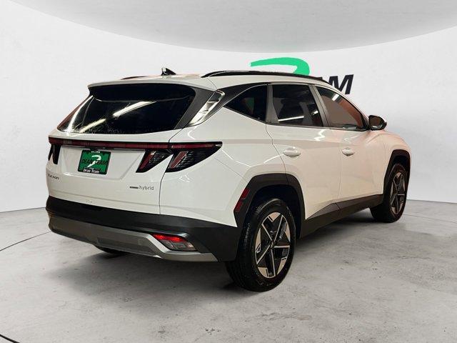 new 2025 Hyundai TUCSON Hybrid car, priced at $39,006