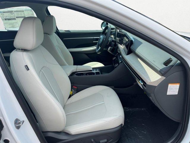 new 2025 Hyundai Sonata Hybrid car, priced at $32,530