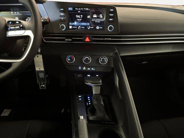 new 2025 Hyundai Elantra car, priced at $23,626