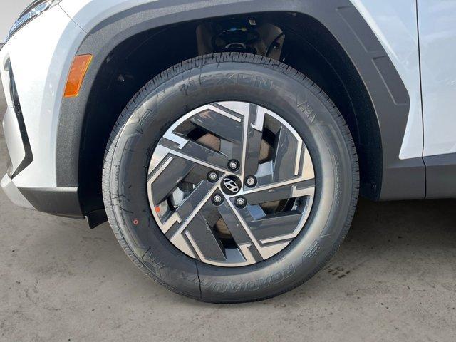 new 2025 Hyundai TUCSON Hybrid car, priced at $35,226