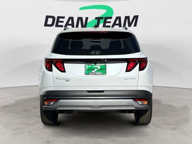 new 2025 Hyundai TUCSON Hybrid car, priced at $35,226
