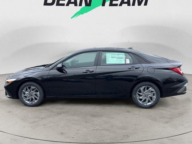 new 2026 Hyundai ELANTRA HEV car, priced at $29,335