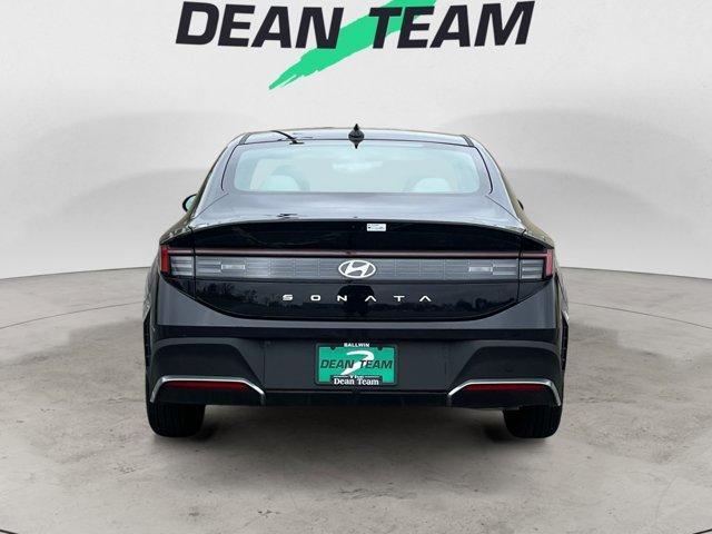 new 2025 Hyundai Sonata car, priced at $27,108