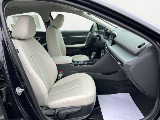 new 2025 Hyundai Sonata car, priced at $27,108