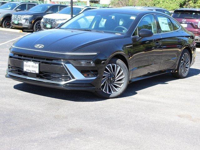 new 2024 Hyundai Sonata Hybrid car, priced at $32,061