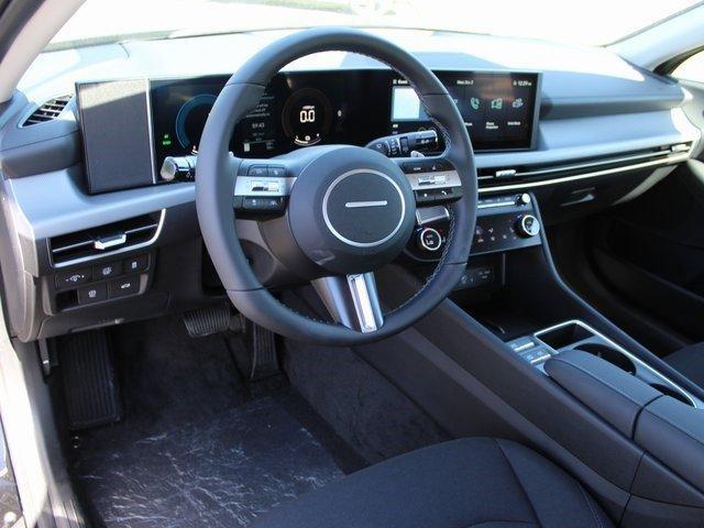 new 2024 Hyundai Sonata Hybrid car, priced at $32,061