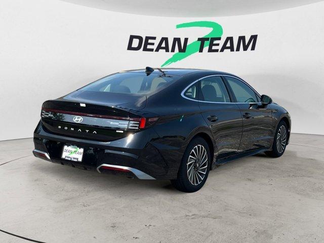 new 2024 Hyundai Sonata Hybrid car, priced at $29,934
