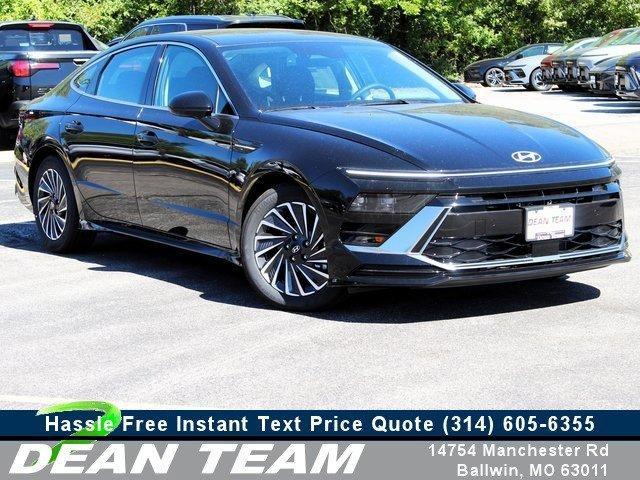 new 2024 Hyundai Sonata Hybrid car, priced at $32,061