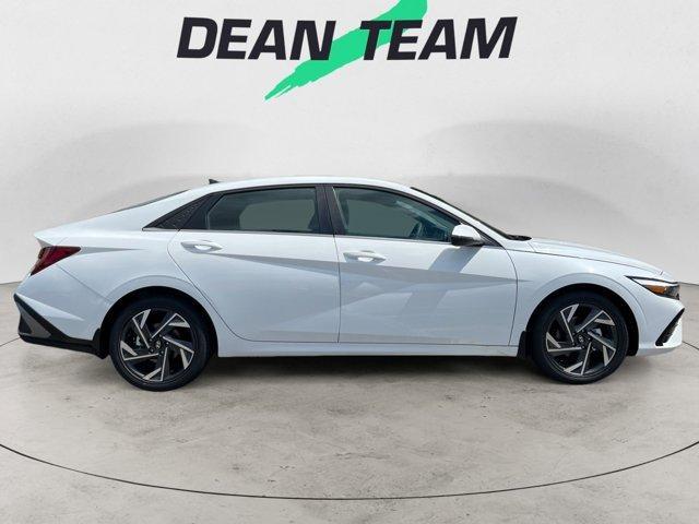 new 2025 Hyundai ELANTRA HEV car, priced at $29,999