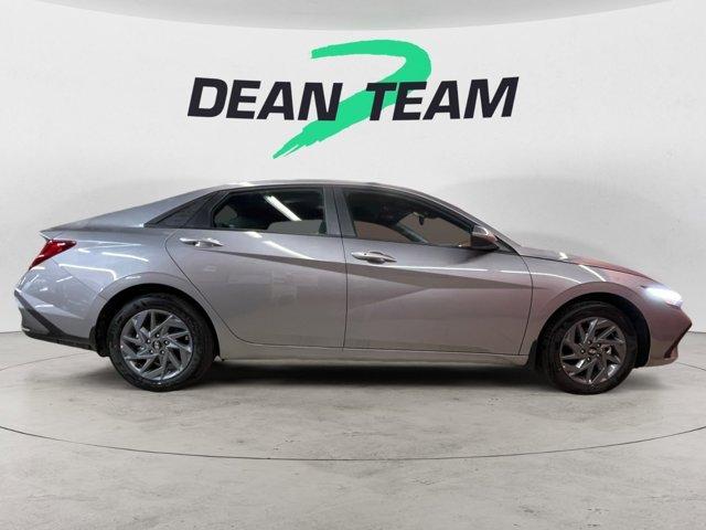 new 2025 Hyundai ELANTRA HEV car, priced at $26,831