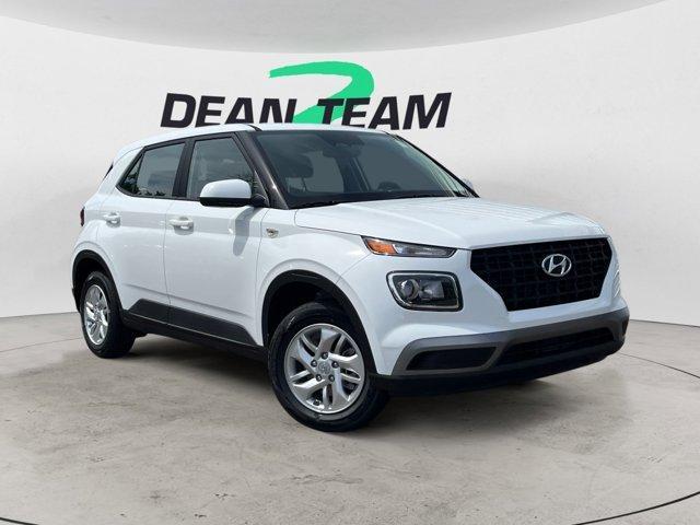 new 2025 Hyundai Venue car, priced at $22,385