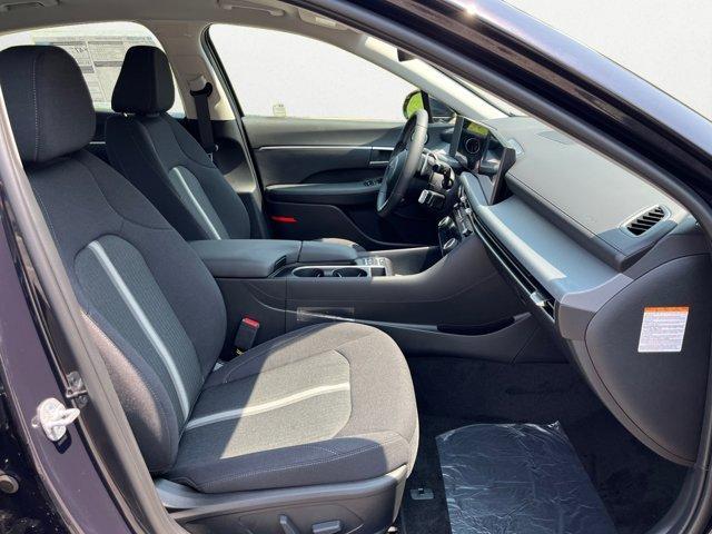 new 2025 Hyundai Sonata Hybrid car, priced at $32,278
