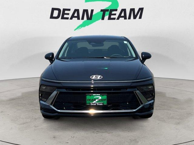 new 2025 Hyundai Sonata Hybrid car, priced at $32,278