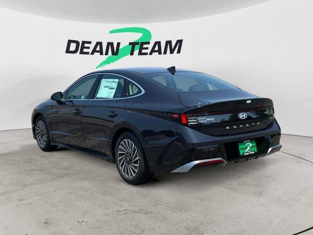 new 2025 Hyundai Sonata Hybrid car, priced at $32,278