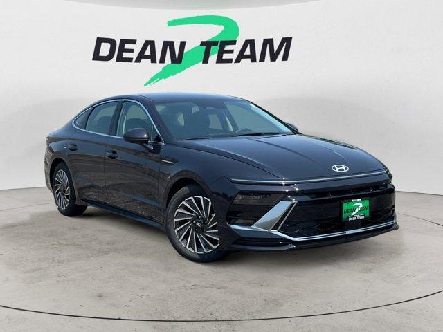 new 2025 Hyundai Sonata Hybrid car, priced at $32,278