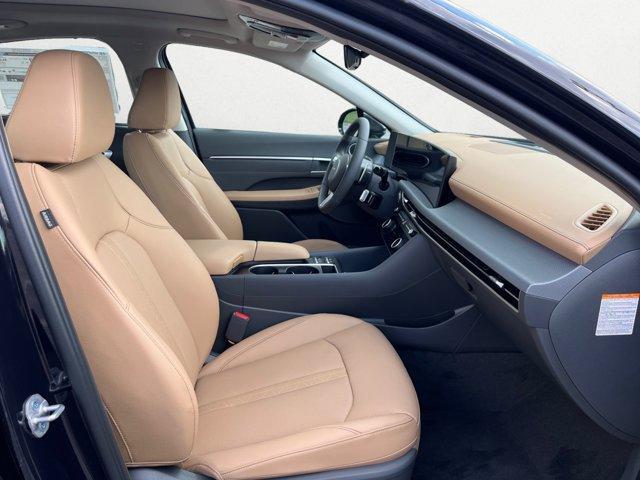 new 2025 Hyundai Sonata Hybrid car, priced at $38,622